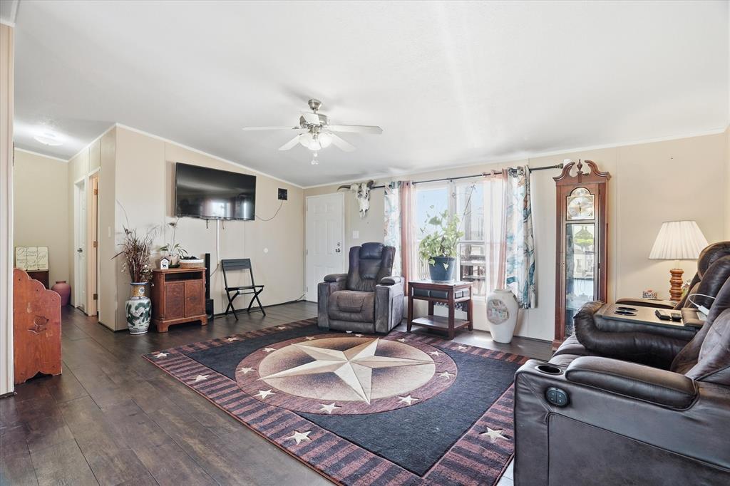 716 Lathem Boulevard - Photo 4
