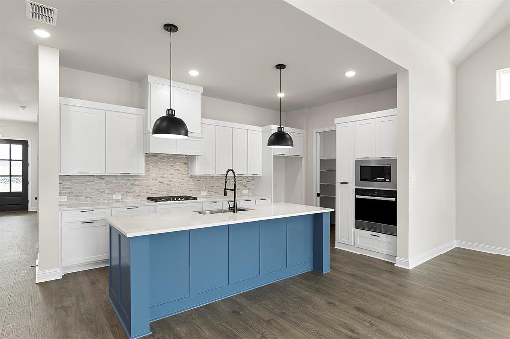 9608 Talia Boulevard - Photo 10