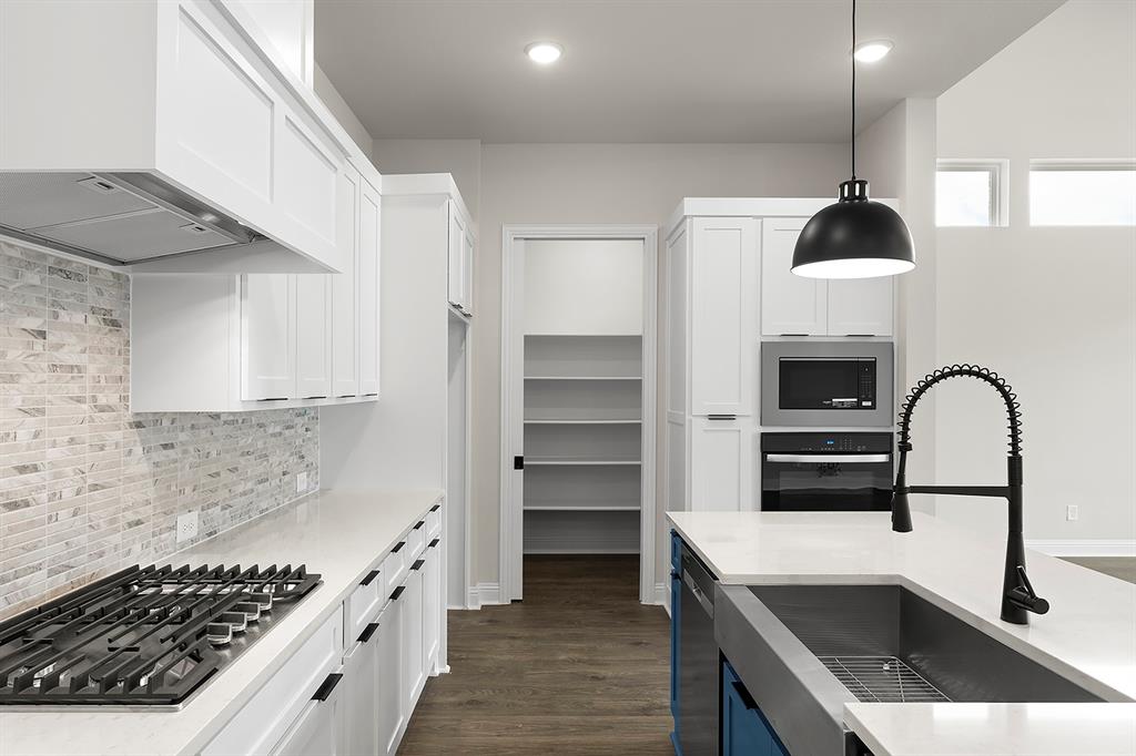 9608 Talia Boulevard - Photo 14