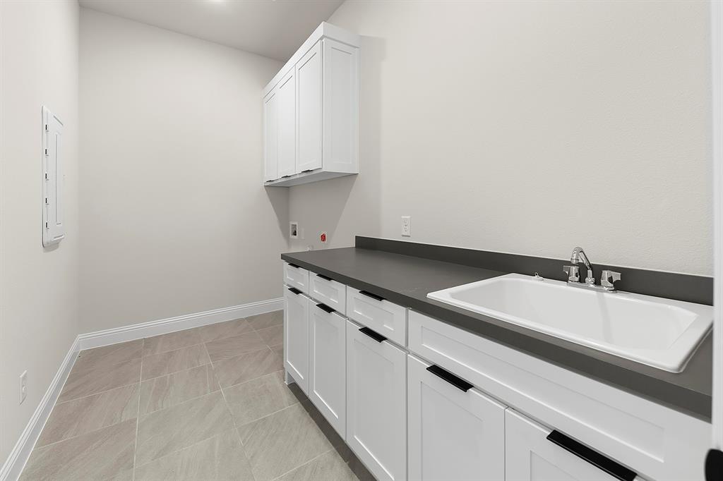 9608 Talia Boulevard - Photo 32