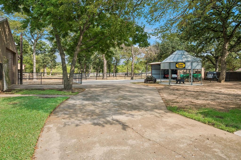 6707 US 287 Highway - Photo 20