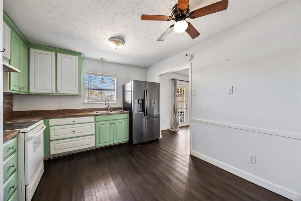 743 Price Drive - Photo 7