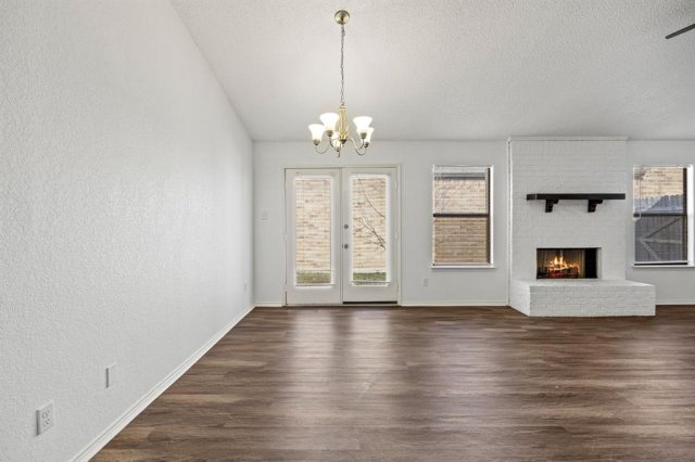 2713 Harvest Lake Drive