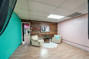 404 N 1st Street - Photo 11