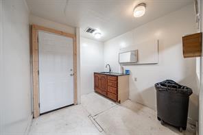 404 N 1st Street - Photo 14