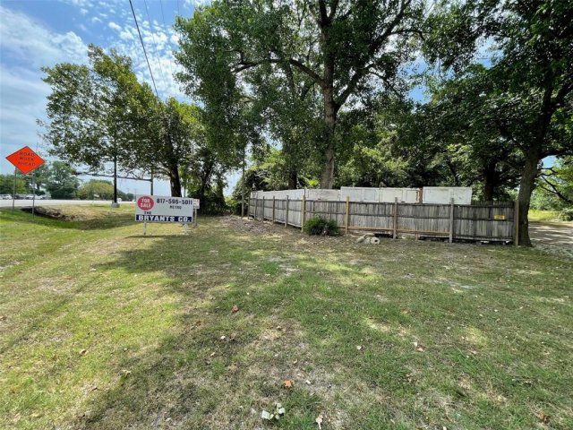 1810 Fort Worth Highway