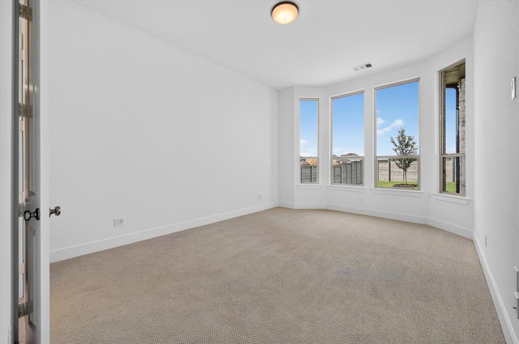 9824 Oak Glade Drive - Photo 11