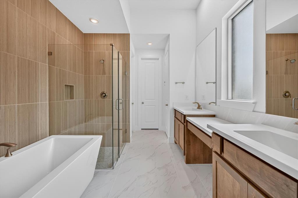 9824 Oak Glade Drive - Photo 12