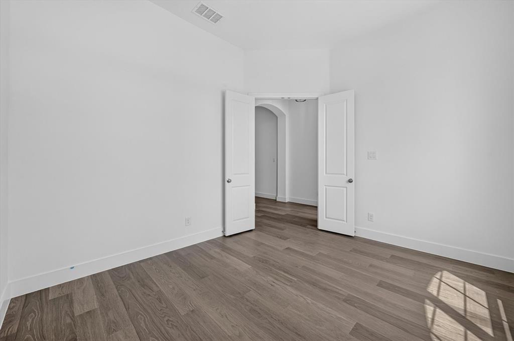 9824 Oak Glade Drive - Photo 14