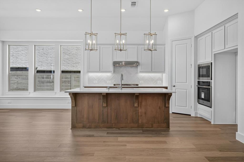 9824 Oak Glade Drive - Photo 3