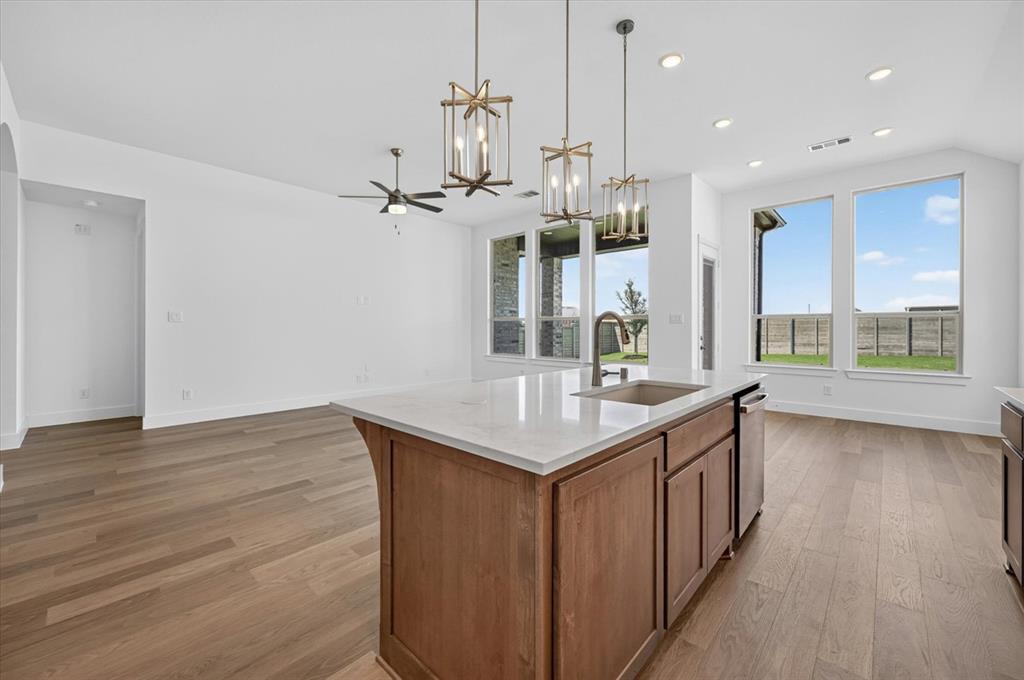 9824 Oak Glade Drive - Photo 6