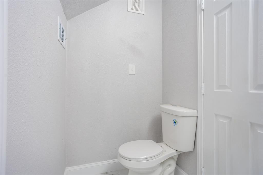 527 S Clinton Avenue - Photo 17