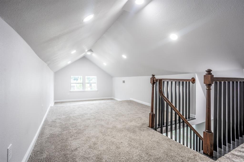 527 S Clinton Avenue - Photo 23