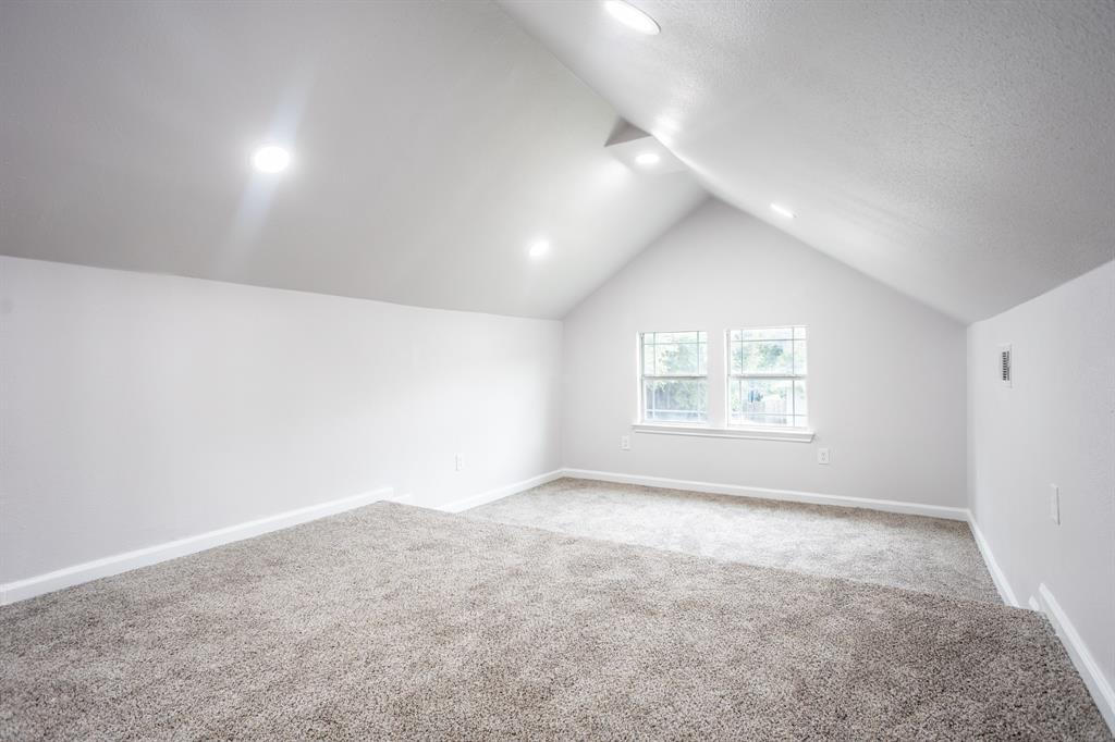 527 S Clinton Avenue - Photo 25
