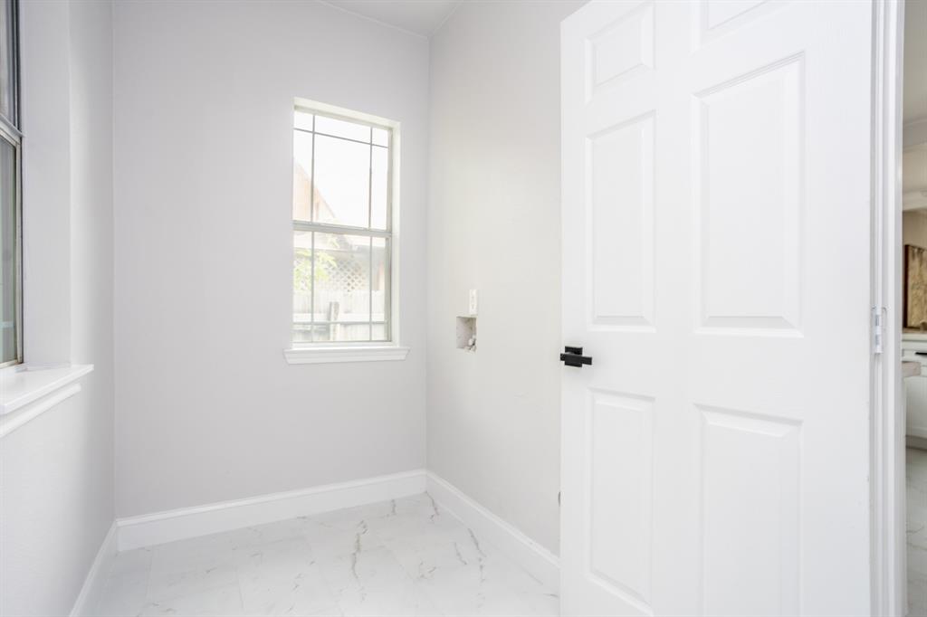 527 S Clinton Avenue - Photo 27