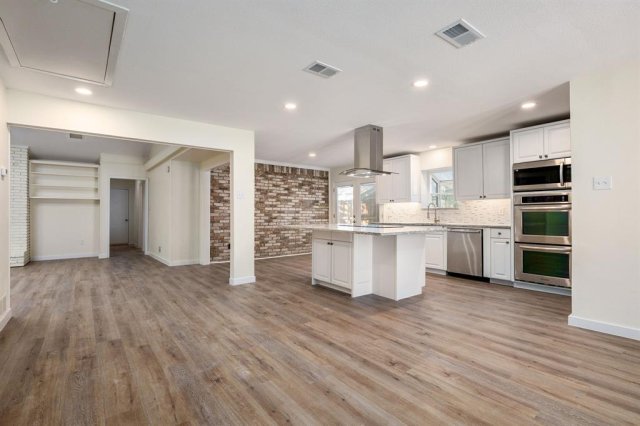 10521 Sandpiper Lane