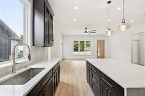 314 W Cobb Street - Photo 4