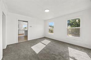1802 Fordham Road - Photo 5