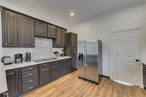 909 Elsbeth Street - Photo 10