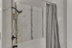 909 Elsbeth Street - Photo 20