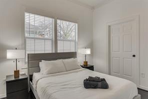 909 Elsbeth Street - Photo 22