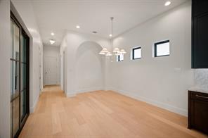 2963 Sunset Boulevard - Photo 23