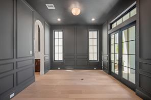 2963 Sunset Boulevard - Photo 8