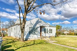 2667 Custer Drive - Photo 2