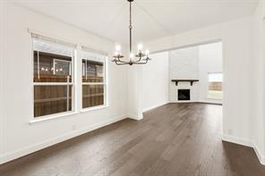 2407 Drummond Street - Photo 10