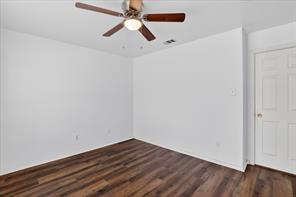 8417 Romanway Drive - Photo 11