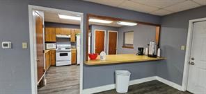 532 N Travis Street - Photo 11