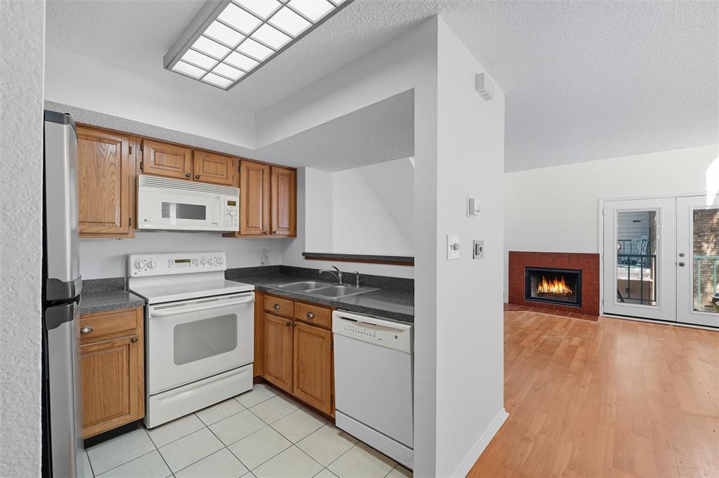 2310 Bamboo Drive - Photo 9