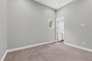 8743 Southern Shore Court - Photo 22