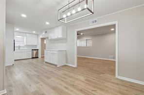 1407 Robin Drive - Photo 9