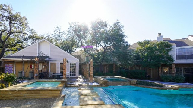 12921 Abrams Road