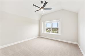 2724 Railway Street - Photo 32
