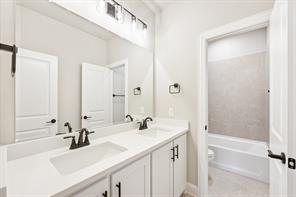 2724 Railway Street - Photo 34