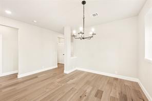 2724 Railway Street - Photo 9