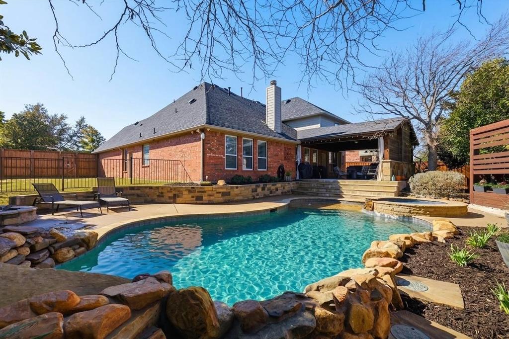 1001 Bridgeport Lane - Photo 1