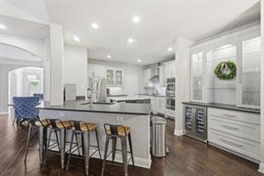 1001 Bridgeport Lane - Photo 14