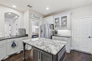 1001 Bridgeport Lane - Photo 15