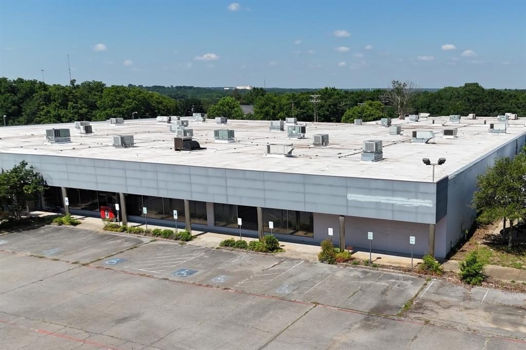3101 Woodlawn Boulevard - Photo 8
