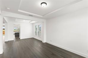 413 Newpark Boulevard - Photo 12