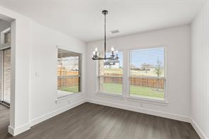 413 Newpark Boulevard - Photo 9
