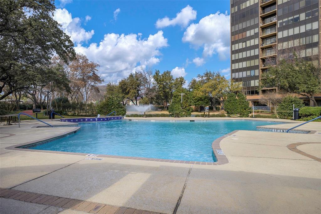 5200 Keller Springs Road - Photo 35