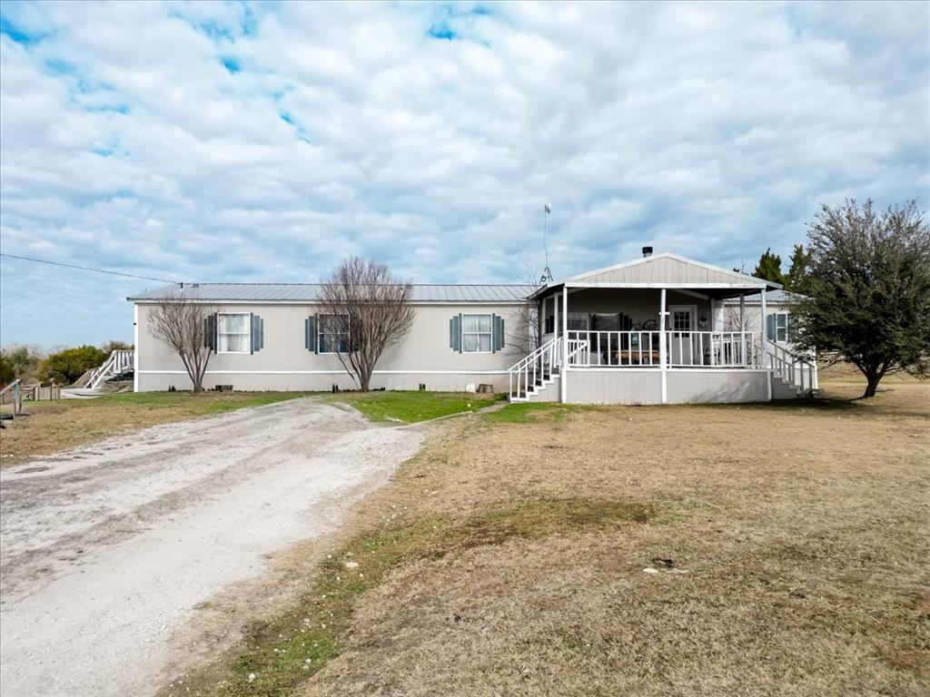 5206 Buttercup Court - Photo 1