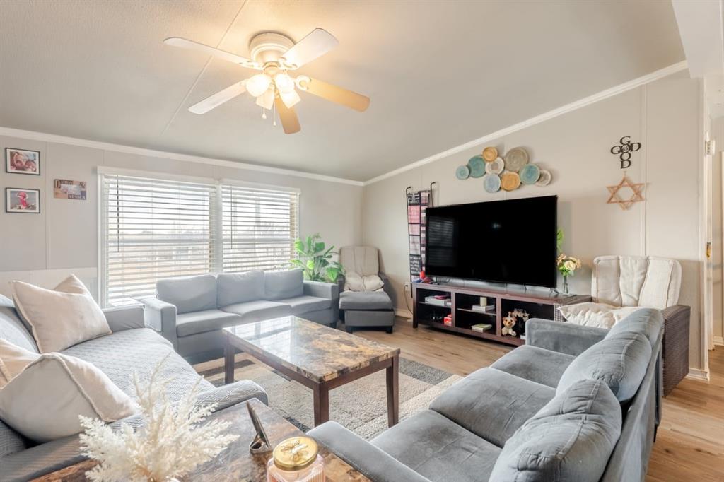 5206 Buttercup Court - Photo 4