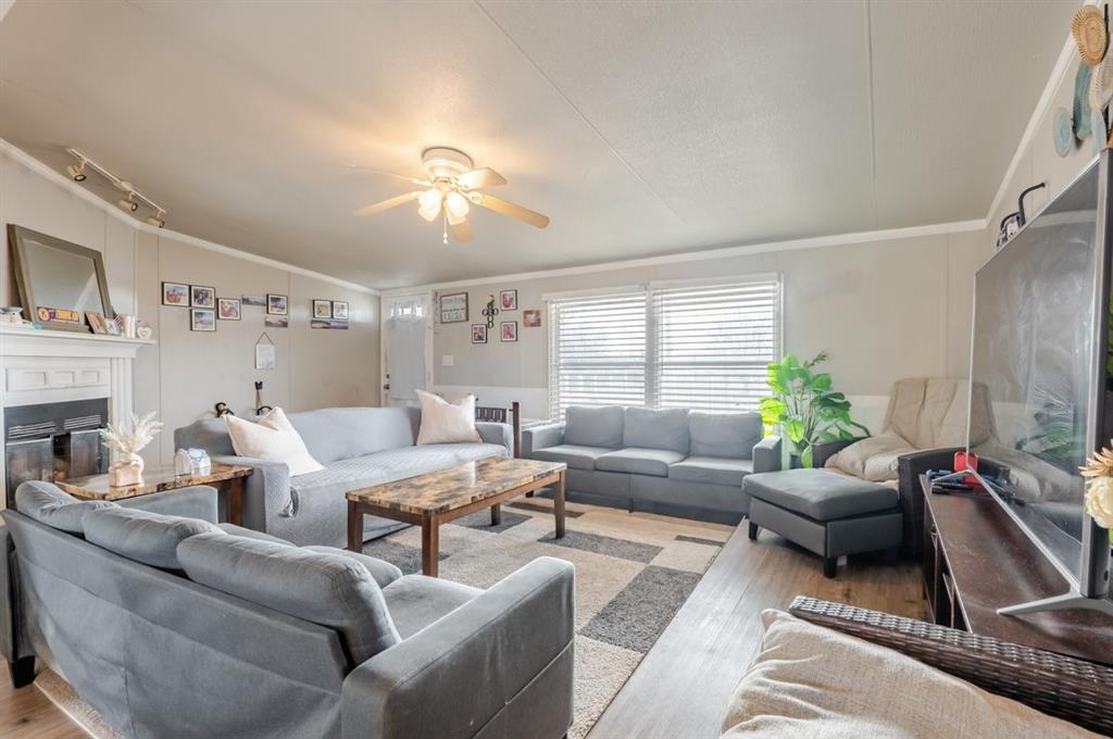 5206 Buttercup Court - Photo 5