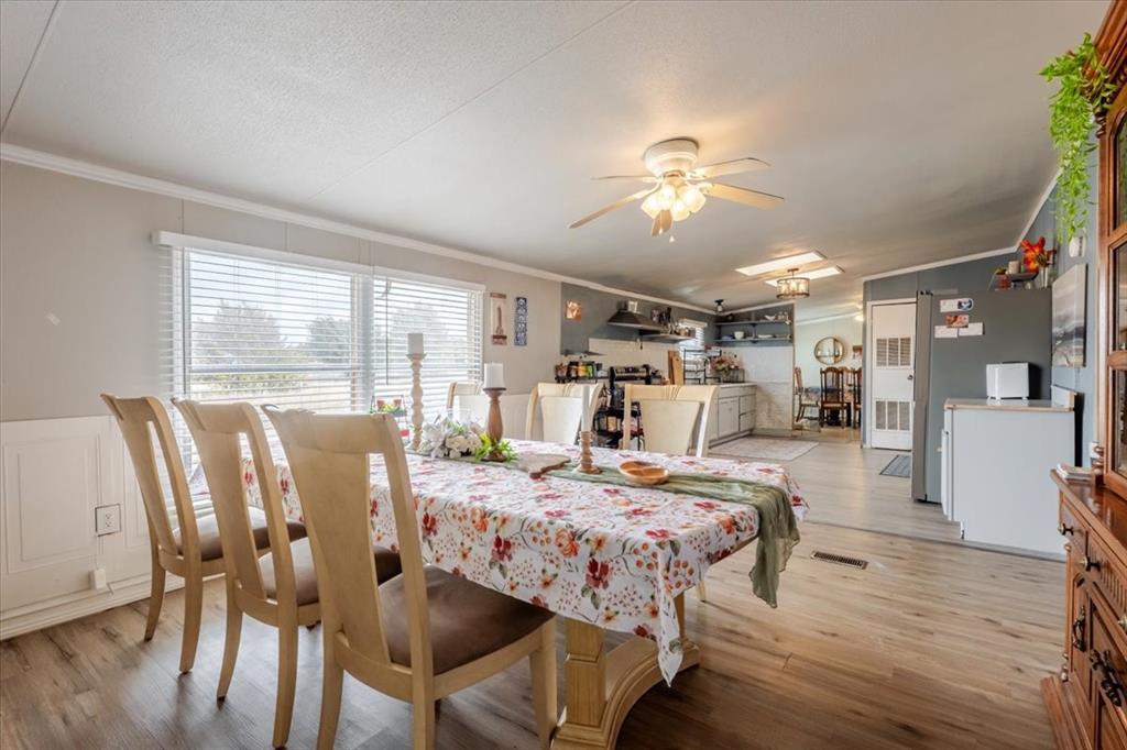 5206 Buttercup Court - Photo 8