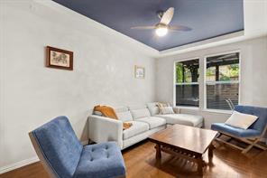 834 Apple Hill Drive - Photo 3